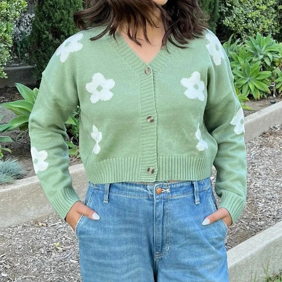 Cardigan Sweater Oversized Boxy Floral Waist Length Green Leaf Knitted Soft - Picture 2 of 7